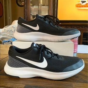Women’s Nike Sneakers